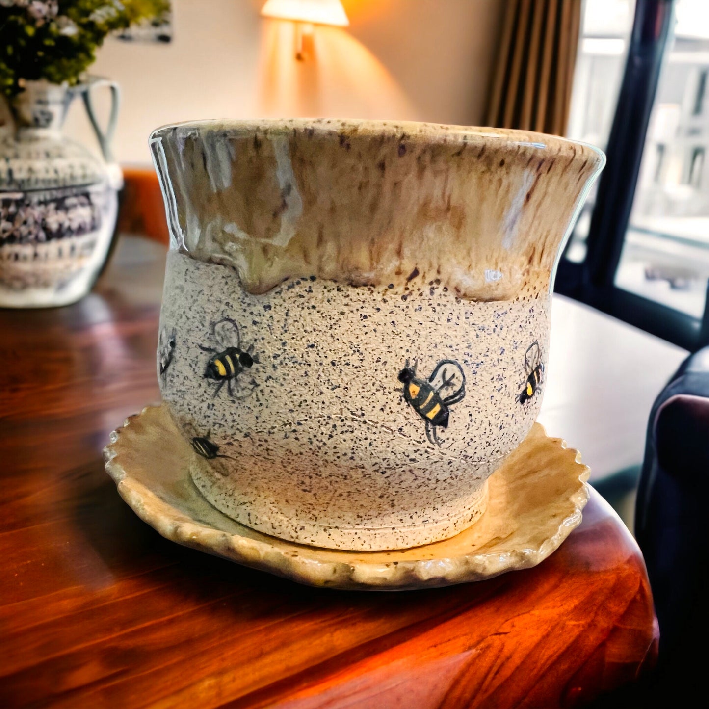 Honey Bee Plant Pot ~ 4”