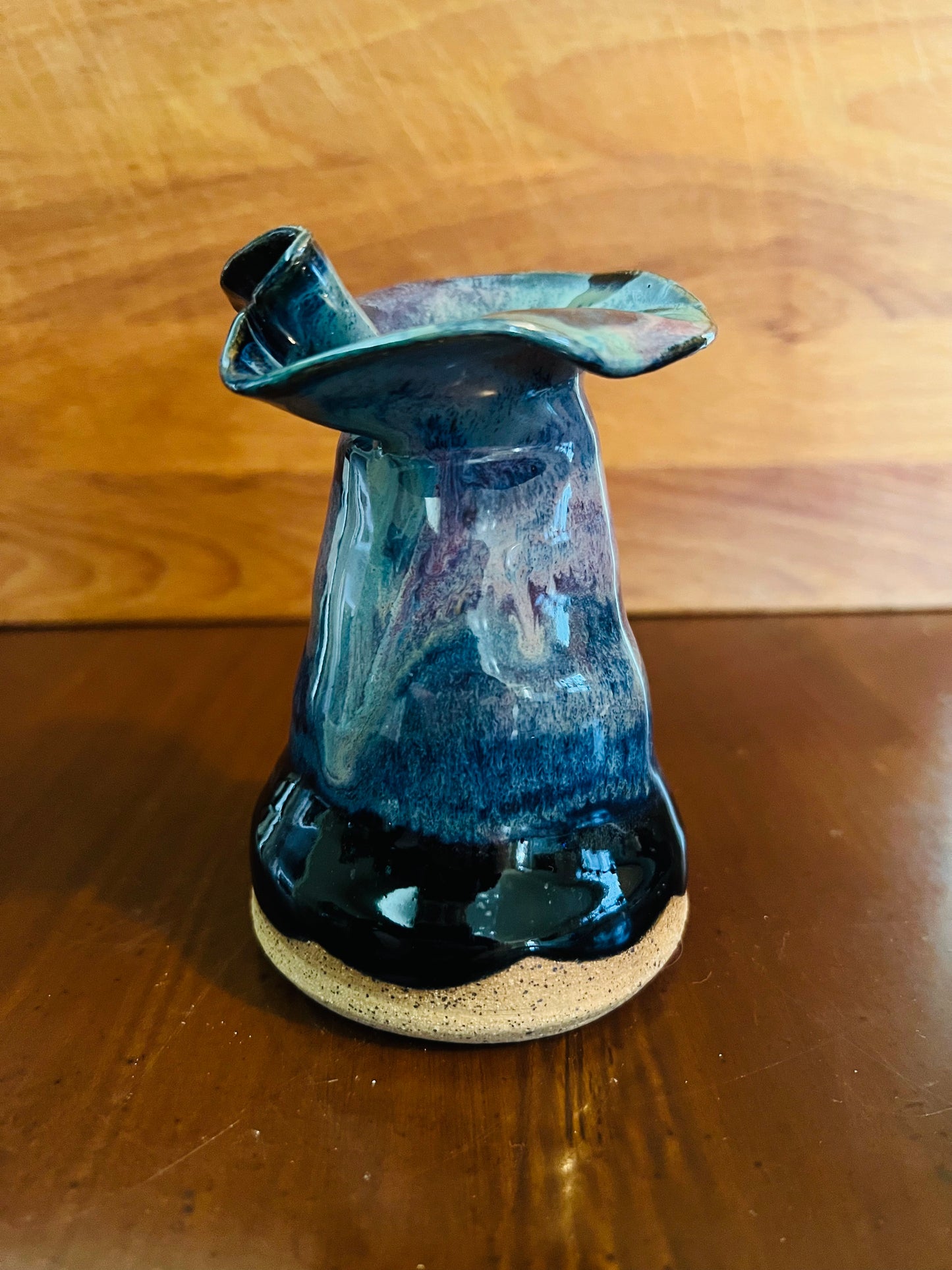 Vase / Oil Diffuser ~ “Twisted”