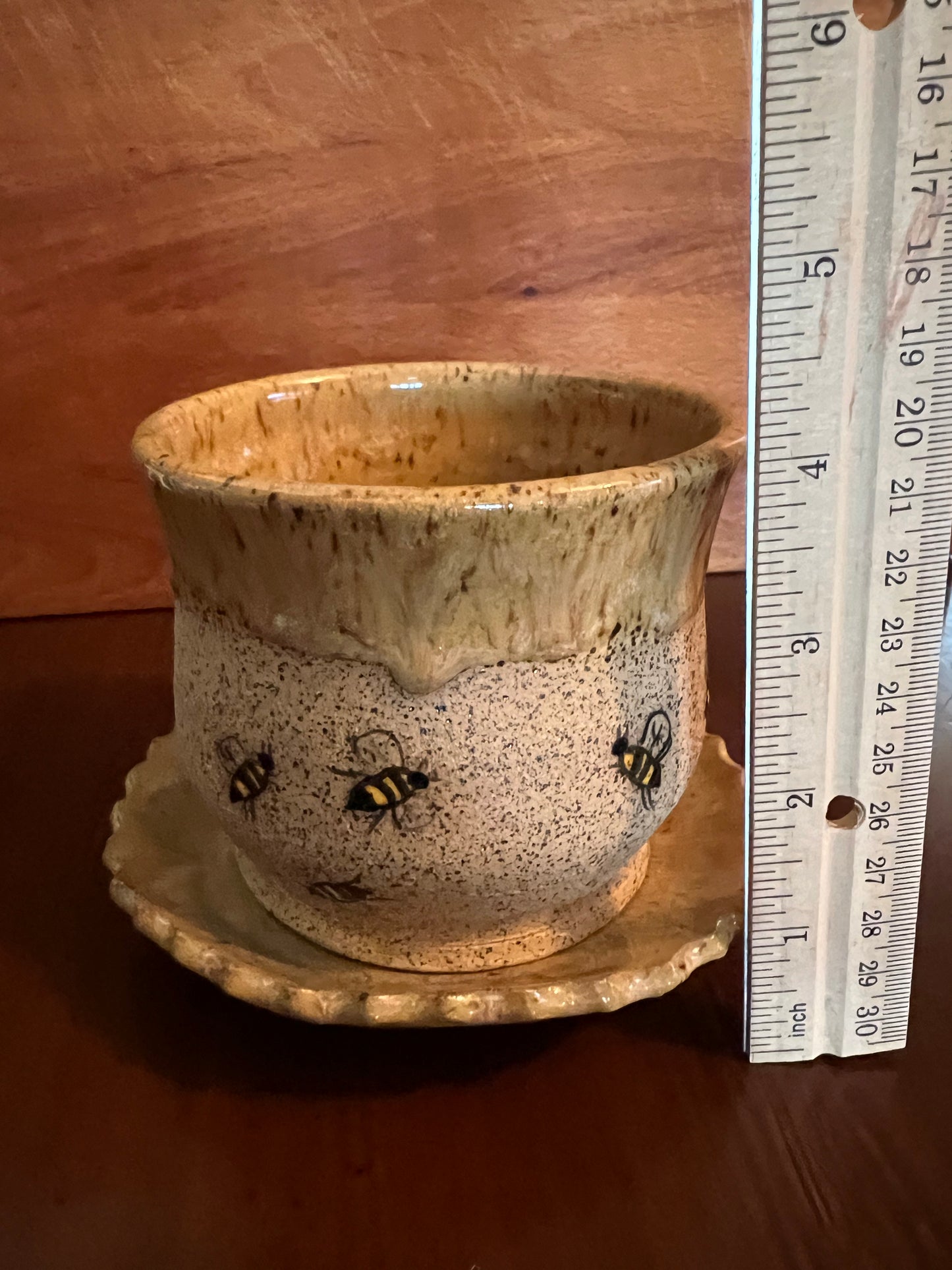 Honey Bee Plant Pot ~ 4”