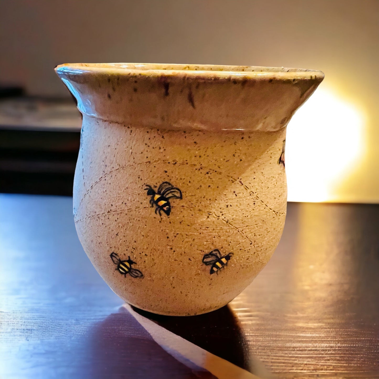 Vase ~ Honey Bee / Chunky