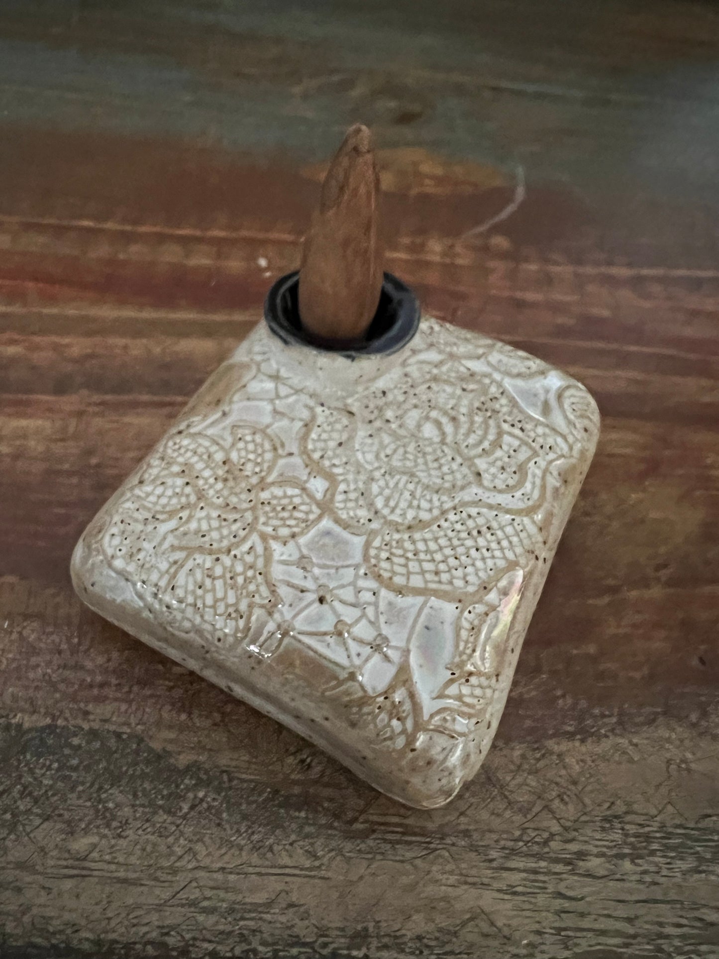 Pillow Pipe ~ “Mother of Pearl Lace”