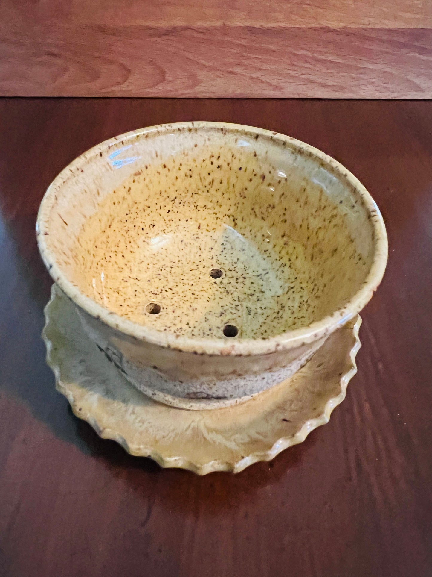 Honey Bee Plant Pot ~ 3”