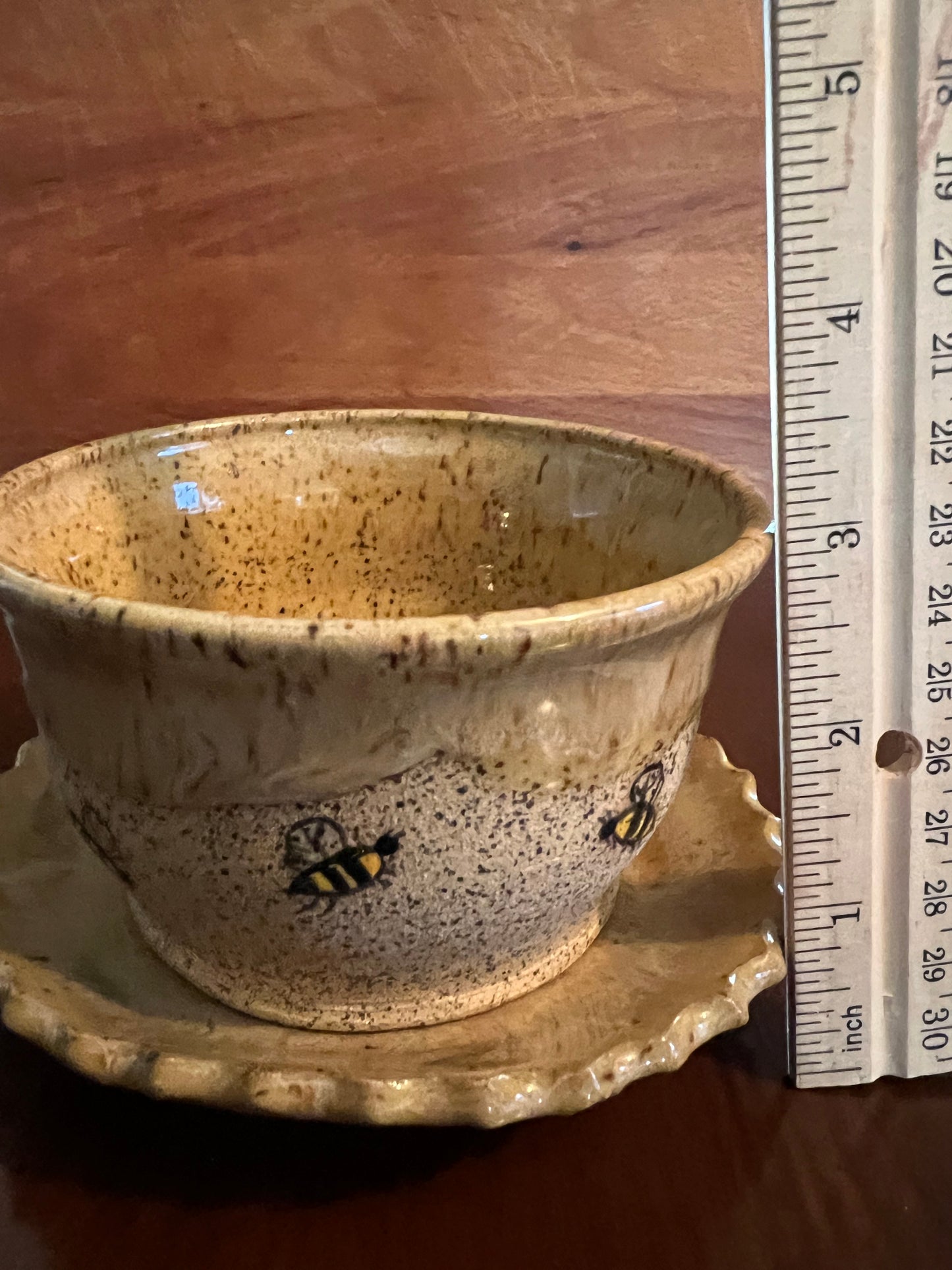 Honey Bee Plant Pot ~ 3”